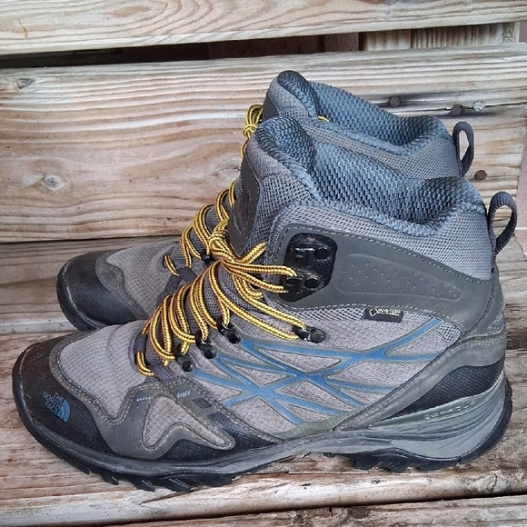 The North Face Men's Gray and Yellow Athletic Shoes - Picture 2 of 14